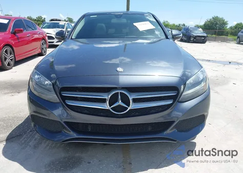 2015 Mercedes-Benz C 300 Luxury/Sport из США, поврежденный, VIN 55SWF4JB3FU092455